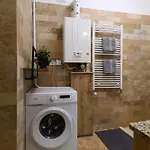 Várvédőház Apartamento *
