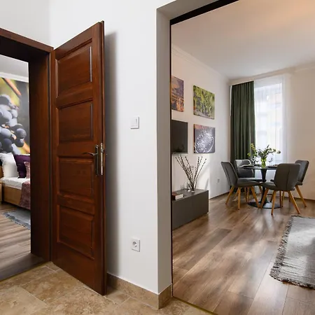 Varvedohaz Apartment Eger